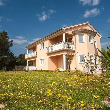 Apartments Doris, Krk 克尔克 外观 照片