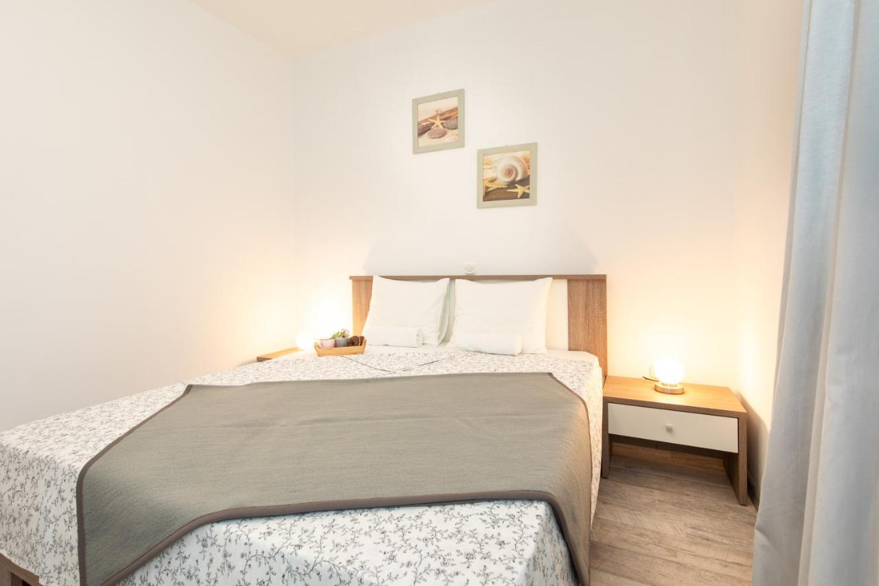 Apartments Doris, Krk 克尔克 外观 照片
